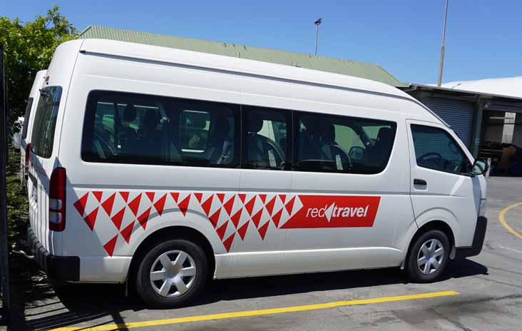 Redtravel Toyota Hiace Commuter 110